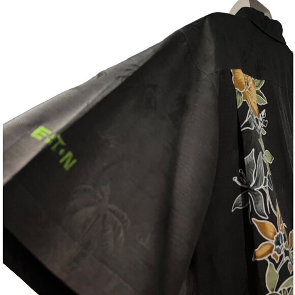 Tommy Bahama Vintage Gray Floral Embossed Silk Button Up Camp Shirt XL Pocket - Picture 6 of 11